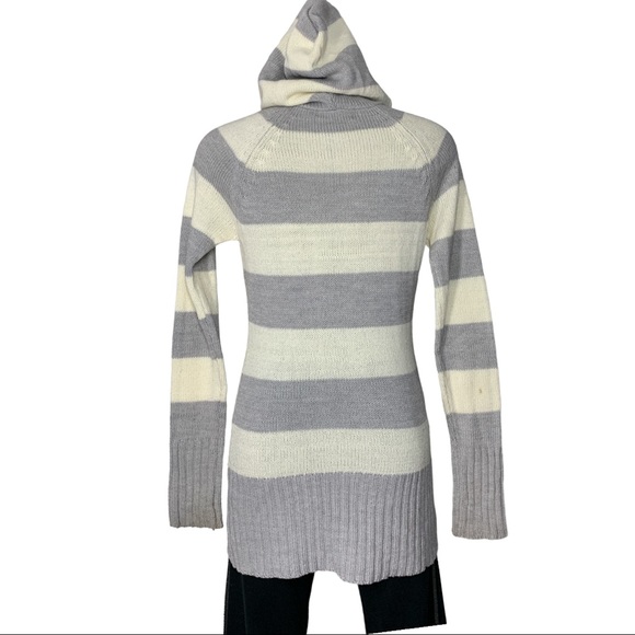 Streetwear Society Grey and White Striped Hoodie Size L - Picture 5 of 8
